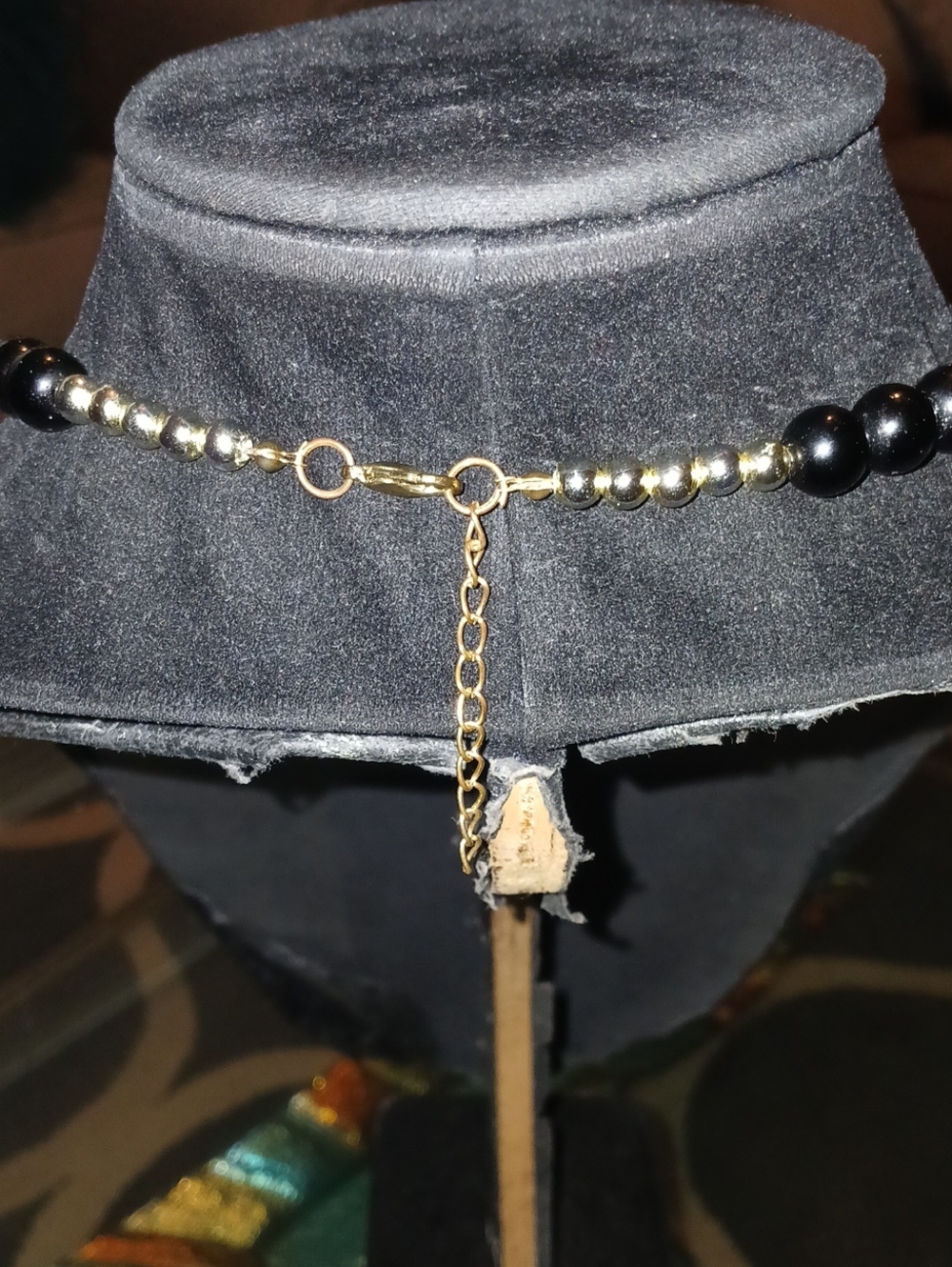 Elegant Black Beaded And Glass Statement Necklace - Picture 4 of 5